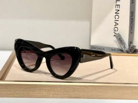 Picture of Balenciga Sunglasses _SKUfw53698282fw